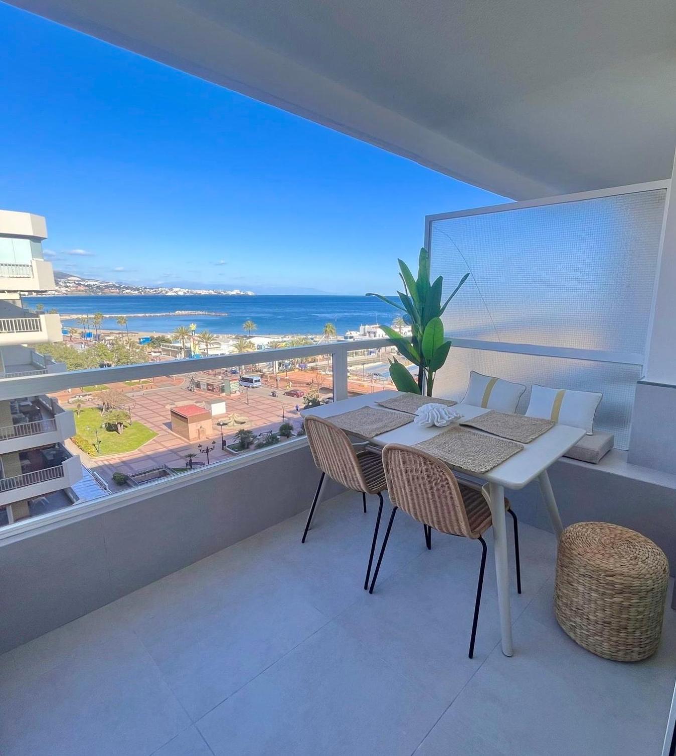 푸엔히롤라 Solana 26 Incredible Sea Views 아파트 외부 사진