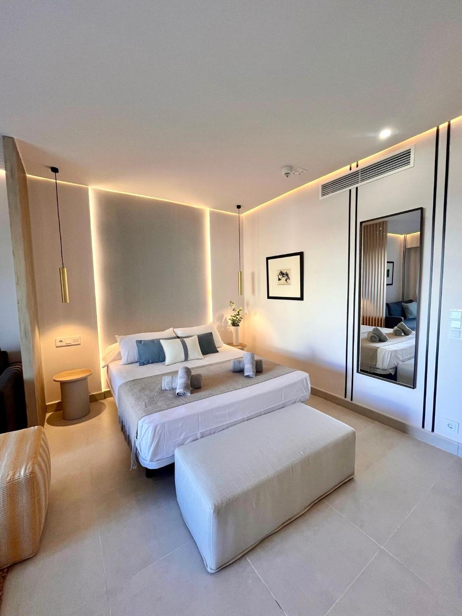 푸엔히롤라 Solana 26 Incredible Sea Views 아파트 외부 사진